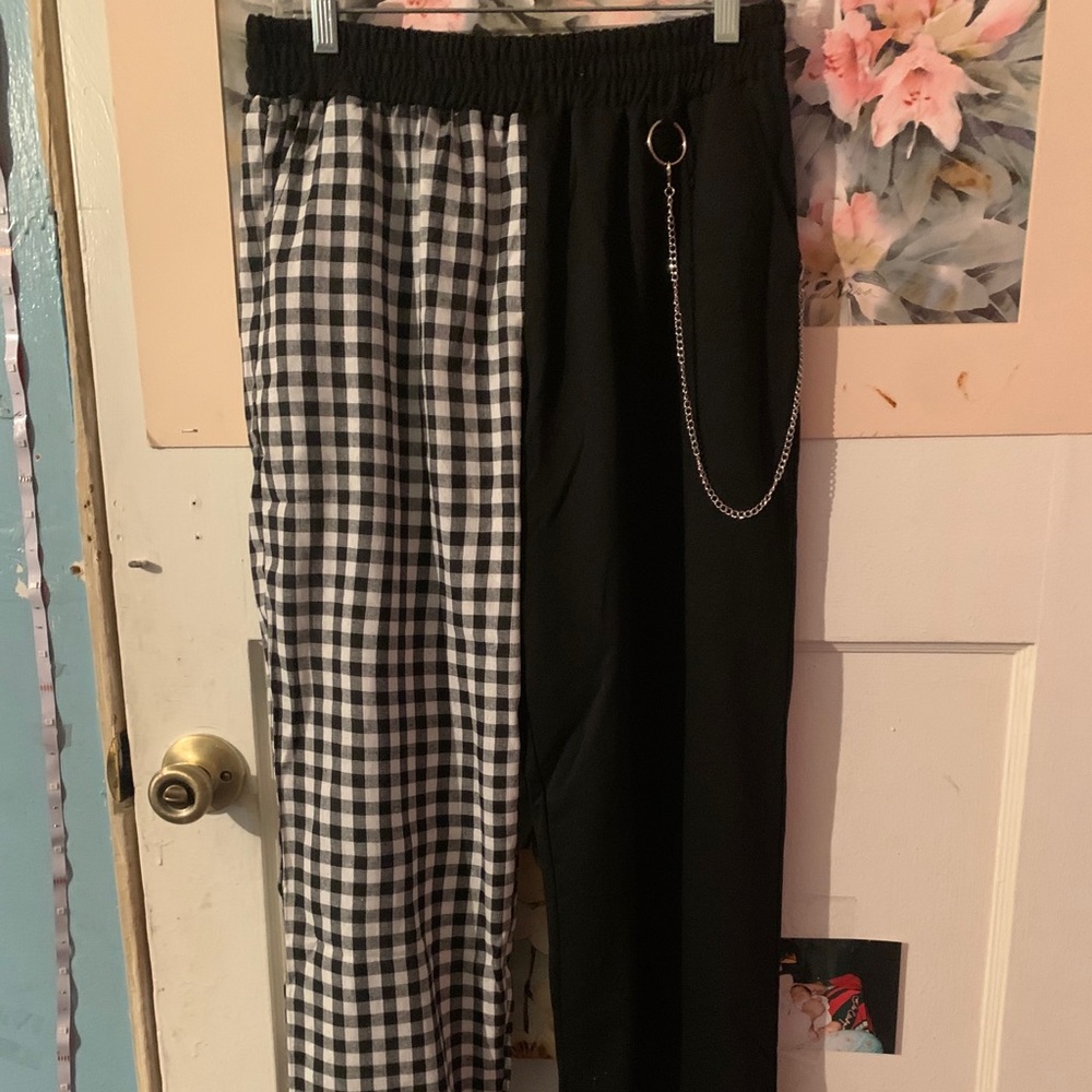 egirl sweatpants with chains, womens L fits M